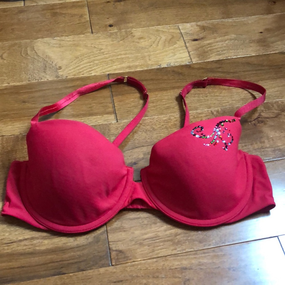 Victoria’s Secret push up without padding bra